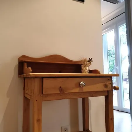 Gite De Charme Avec Jacuzzi En Garrigue Feriehus Nîmes