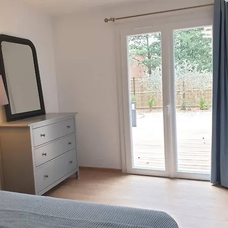 Gite De Charme Avec Jacuzzi En Garrigue Feriehus Nîmes
