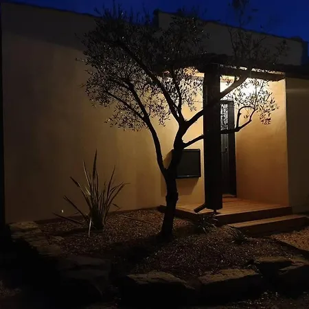 Feriehus Gite De Charme Avec Jacuzzi En Garrigue